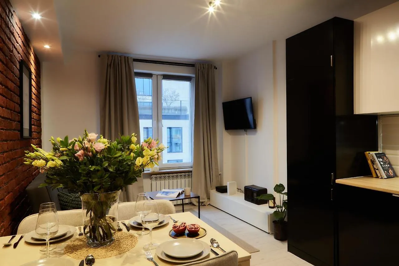Oomph Warsaw Central Premium Apartments