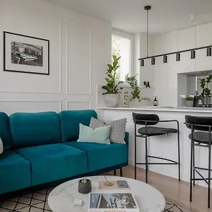 Stylowy Kameralny Przy Metrze Apartament